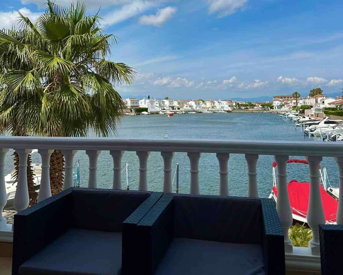 Apartamento En El Canal De Empuriabrava II Apartment Exterior photo
